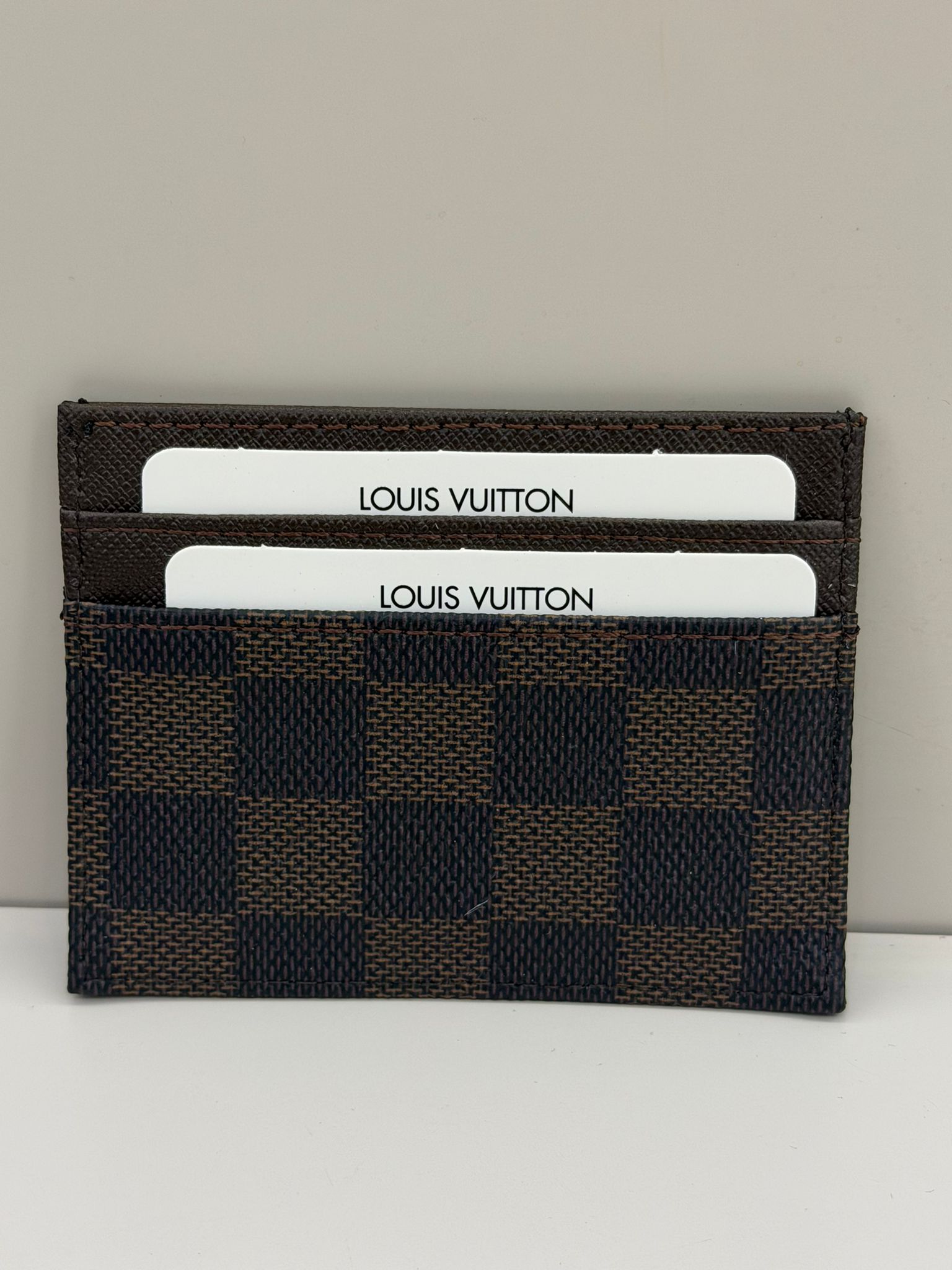 محفظة بطاقات lv