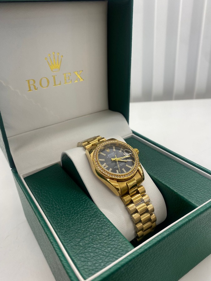 ساعة ROLEX