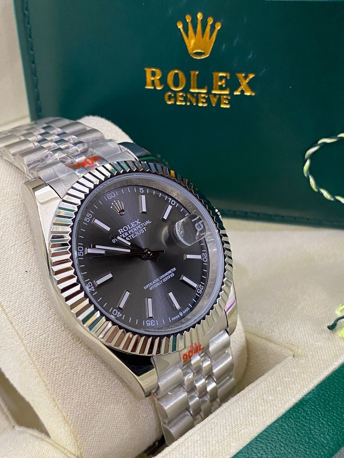 ساعة Rolex