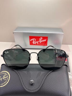 نظارة Ray ban