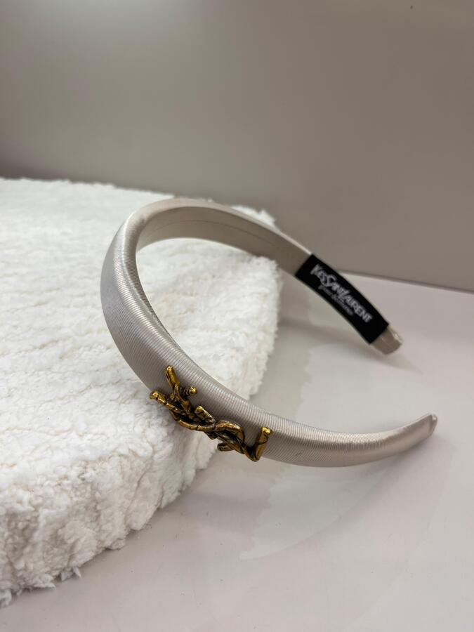طوق شعر YSL