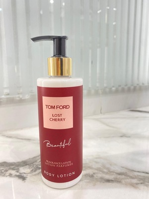 كريم للجسم توم فورد لوست شيري / Body lotion tomford lost cherry