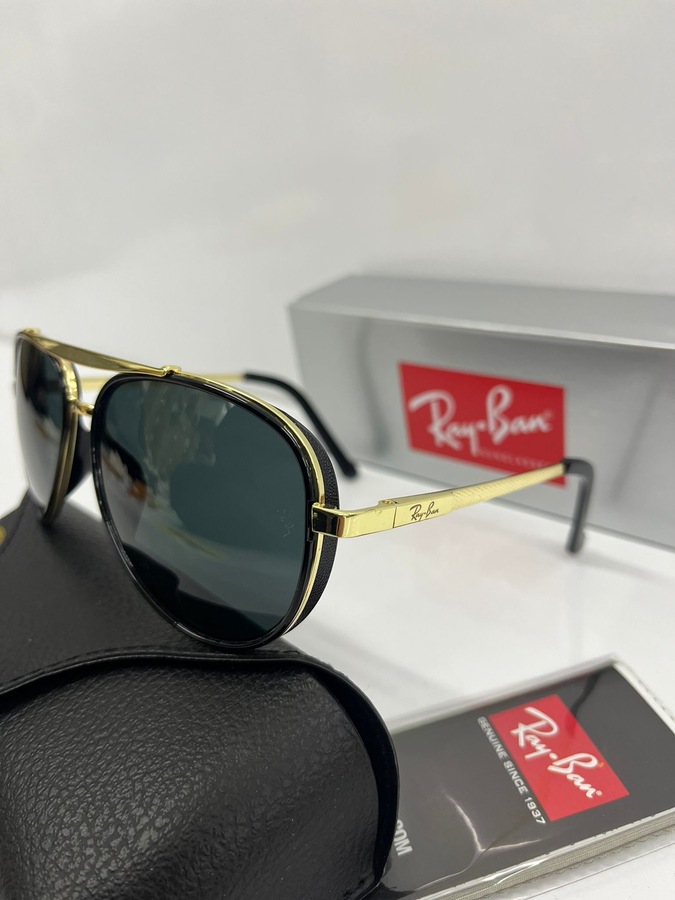 نظارة شمسية من Ray ban