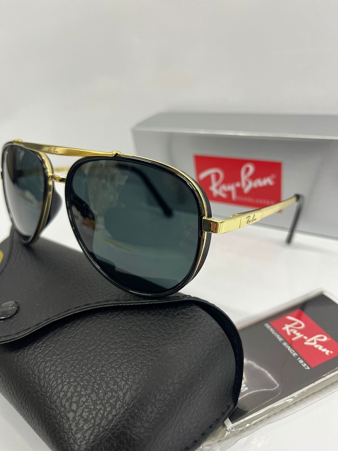 نظارة شمسية من Ray ban