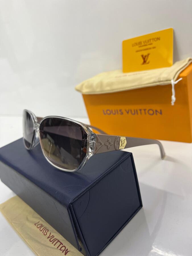 نظارة شمسية من LOUIS VUITTON