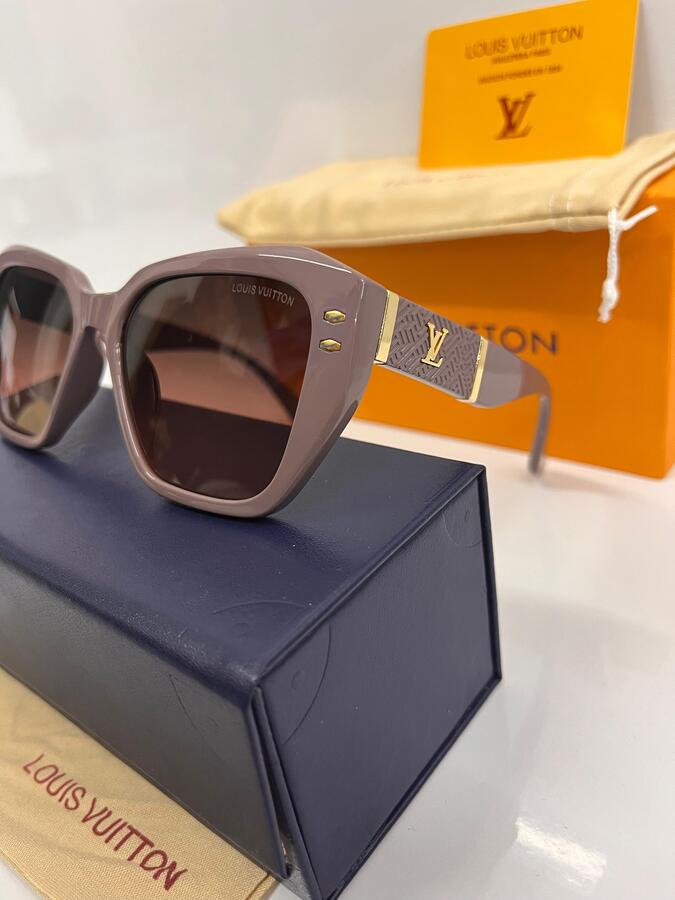 نظارة شمسية من LOUIS VUITTON