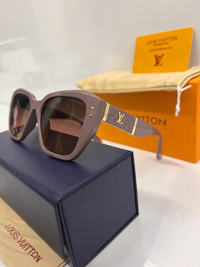 نظارة شمسية من LOUIS VUITTON