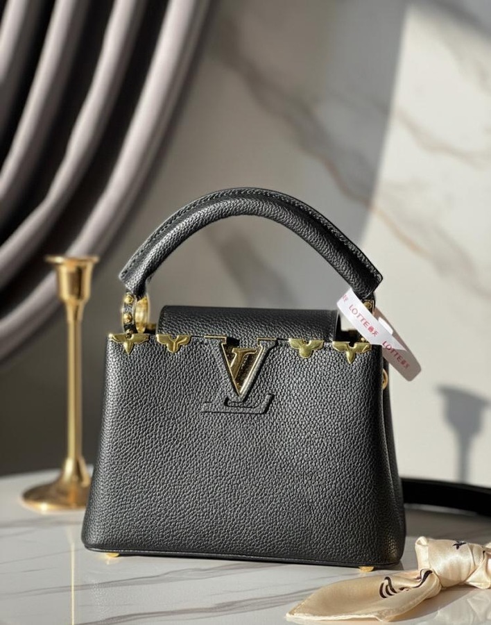 شنط louis Vuitton نخب حجم القاعدة 19سم