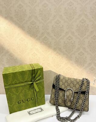 شنطة GUCCI  نخب عالي حجم القاعدة 20سم