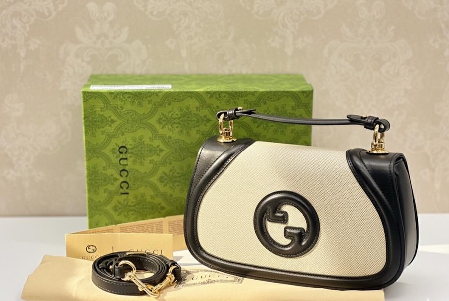 شنطة GUCCI نخب عالي حجم القاعدة 25سم