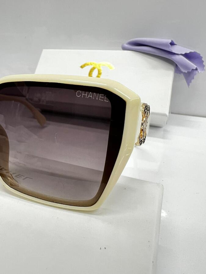 نظارة Chanel